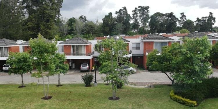 Se alquila preciosa casa en Ensenada de San Isidro — foto 1