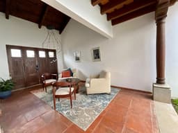 Casa amueblada en renta en El Calvario