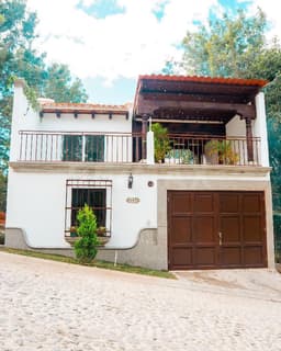 BONITA CASA EN VENTA EN ANTIGUA GARDENS