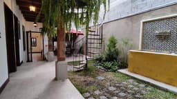 HERMOSA CASA EN VENTA EN SAN PEDRO LAS HUERTAS