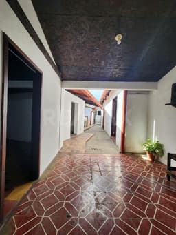 PROPIEDAD COMERCIAL EN ALQUILER EN ANTIGUA GUATEMALA