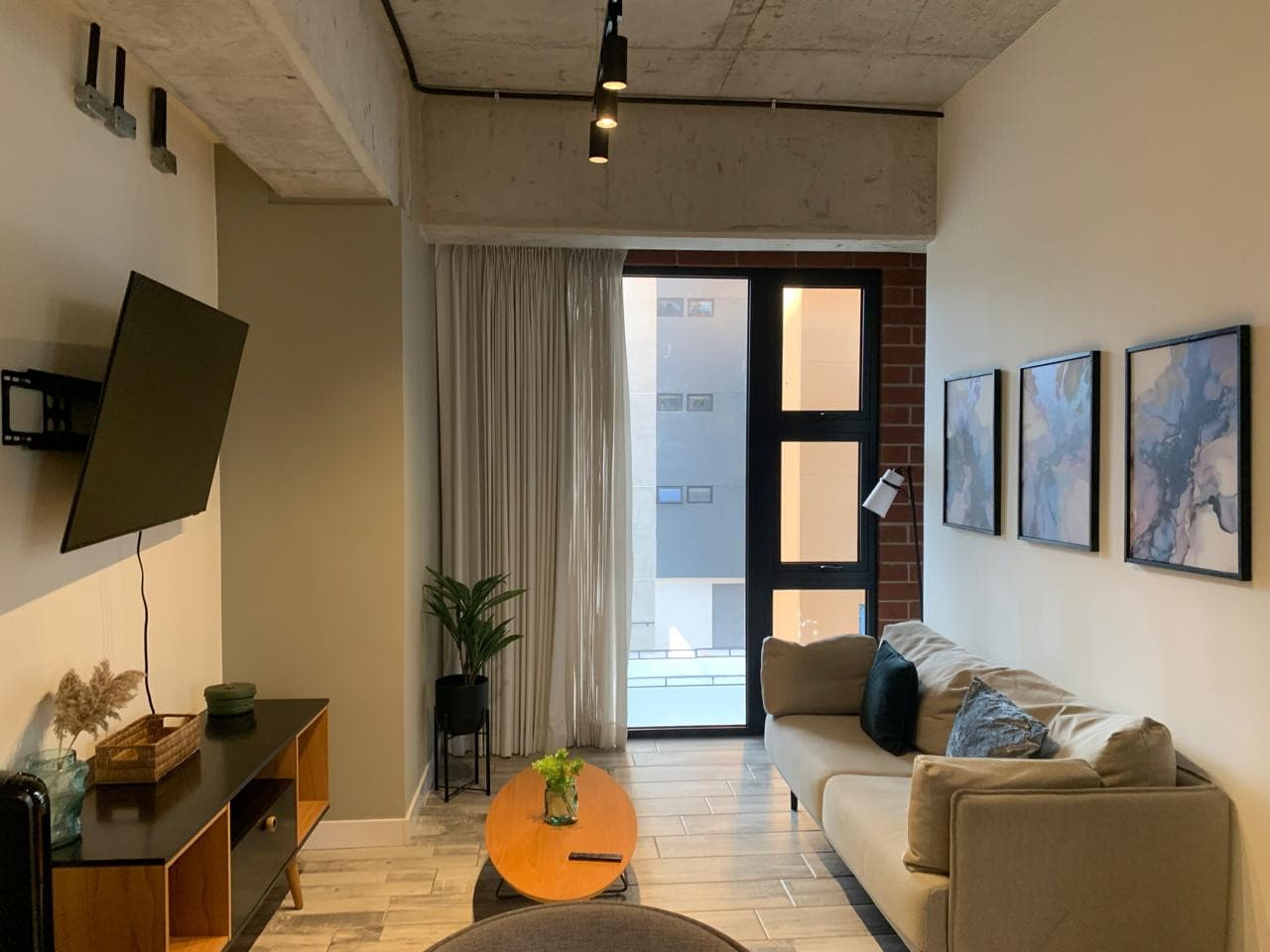 Apartamento amueblado y equipado en Zona 4 — foto 1