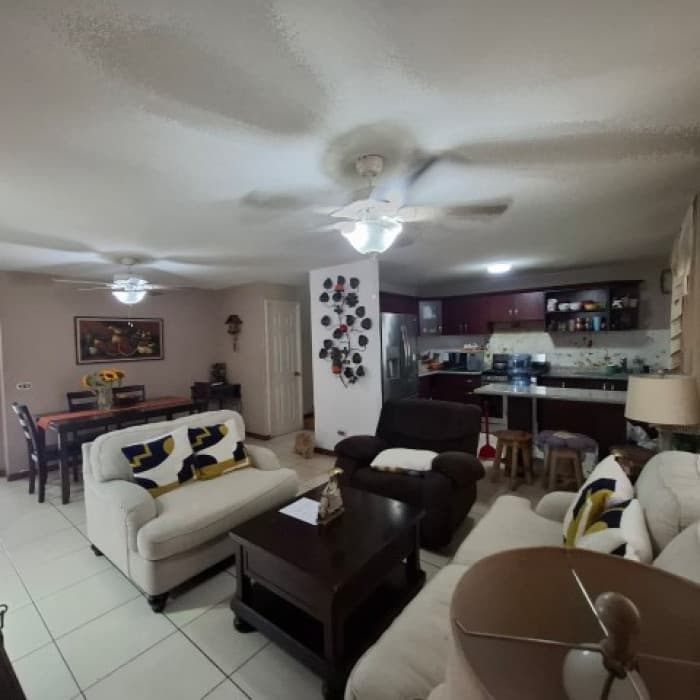 Casa en Venta Jardines de Verona Villa Nueva — foto 1