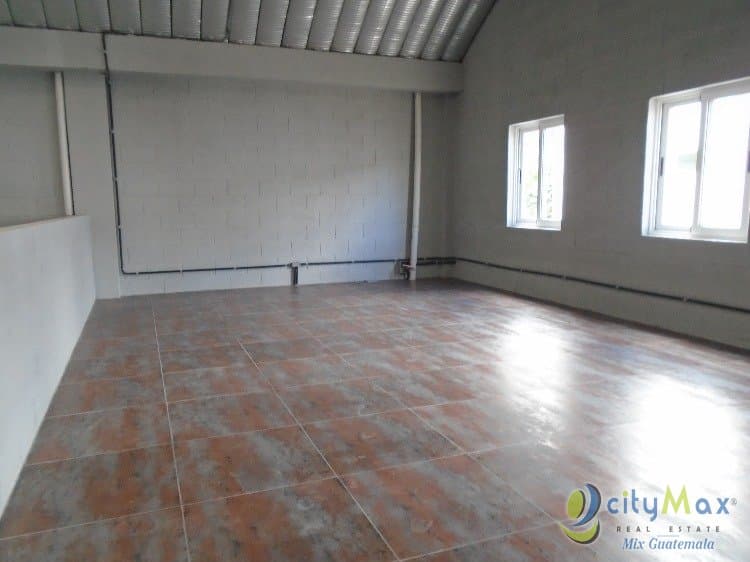 Ofibodega en Venta al final de Calzada Roosevelt — foto 5