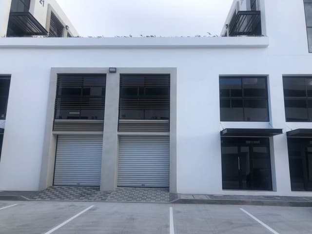 Ofibodega en renta InterNaranjo Empresarial z4 de Mixco