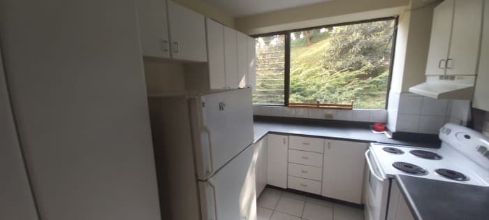 Rento apartamento en zona 10 — foto 1