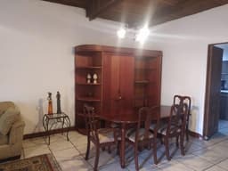 Linda casa amueblada en zona 10.