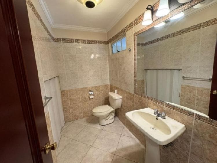 Casa en Venta zona 14 / Jardín de la Villa — foto 1
