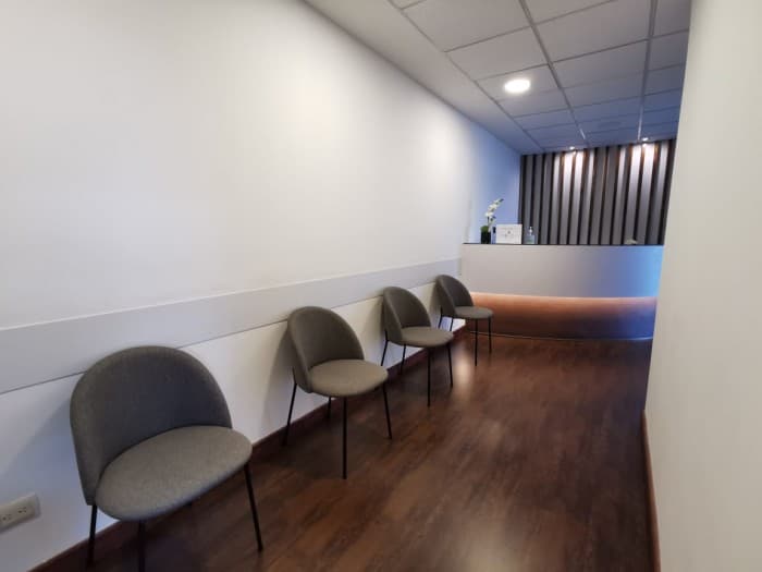 Consultorio  Médicos en Edificio Condado El  Naranjo — foto 1