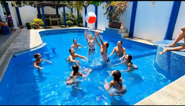 En Venta CASA PUERTO SAN JOSE CARRETERA A CHULAMAR