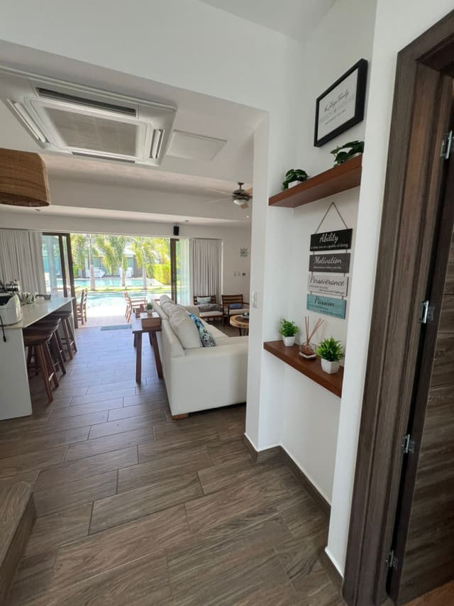 Casa en venta en Villas La Mar Monterrico Guatemala
