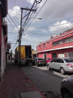 Local/bodega comercial de renta en zona 1
