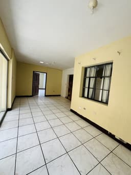 Casa en venta Lomas del Norte zona 17