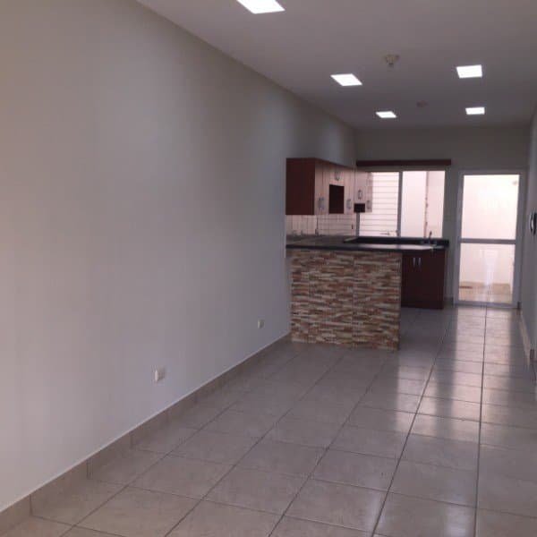 CASA 1 NIVEL EN RENTA!! Carr. Salvador precio Q 3,000 — foto 5