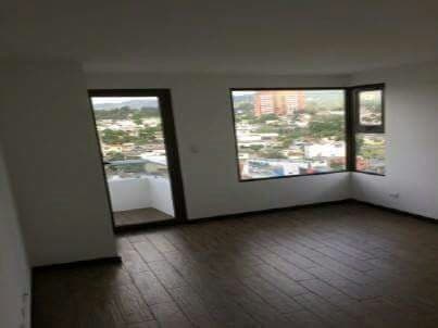 APTO. ED. EXCLUSIVO SOBRE BULEVAR VISTA HERMOSA!! — foto 2