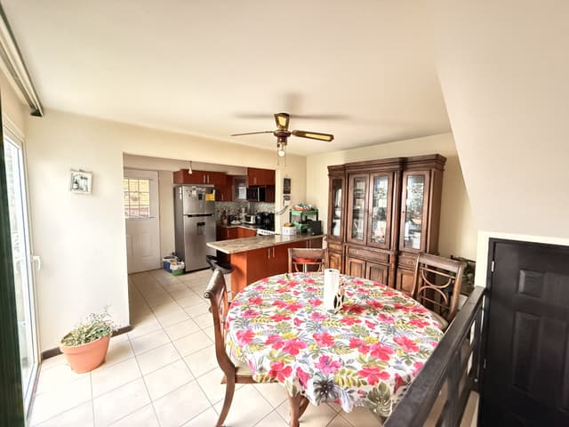 Casa en Venta en Hacienda de las Flores Villa Nueva