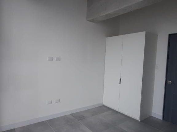 APARTAMENTO EN RENTA EN SILK, ZONA 4 — foto 1