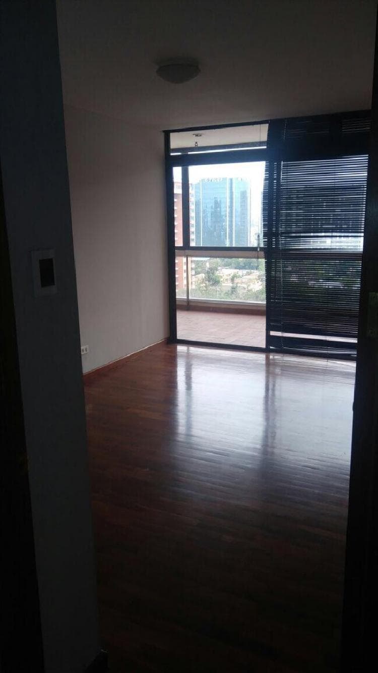 Plus Real Estate renta apartamento en zona 10 — foto 4