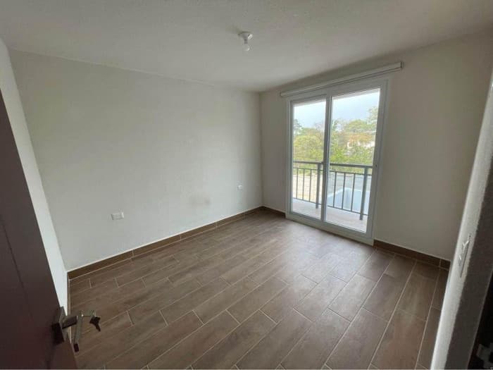 Apartamento en venta en zona 16, Senderos — foto 2