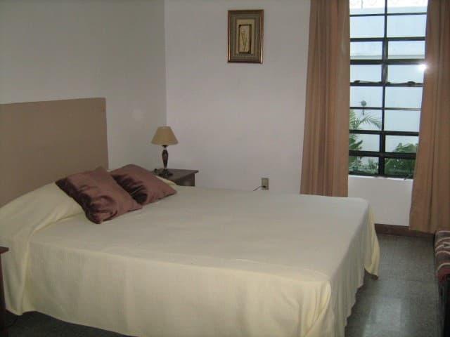 APARTAMENTO EN RENTA, ZONA 10 — foto 1