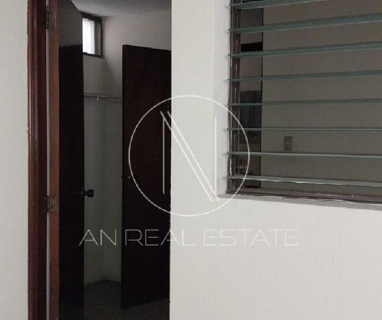 CASA EN VENTA EN ZONA 14 — foto 5