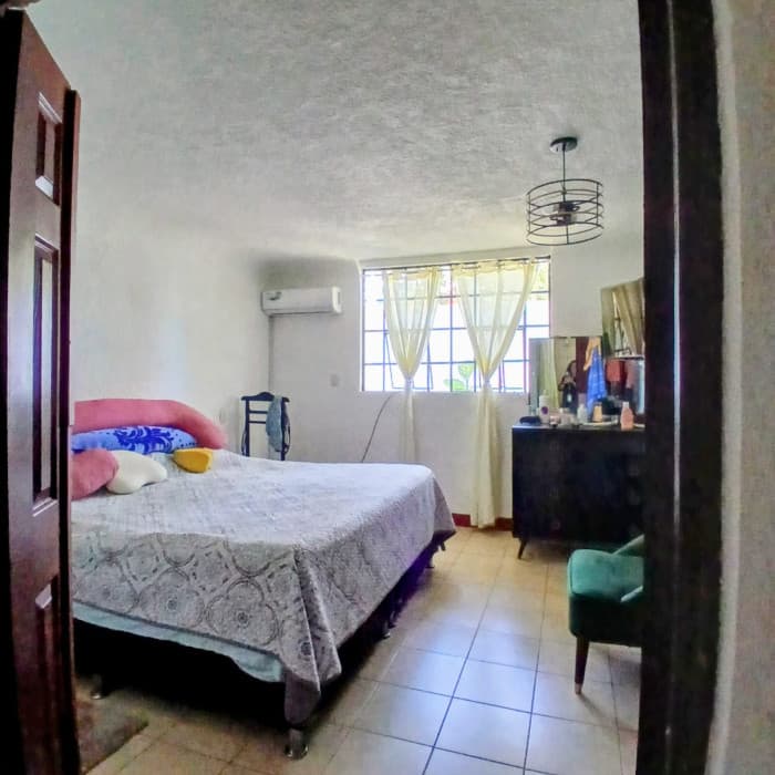 Amplia Casa en Venta en Las Hojarascas, Mixco — foto 6