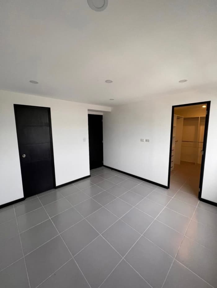 Apartamento para Inversión en Venta en Zona 14 La Villa — foto 3