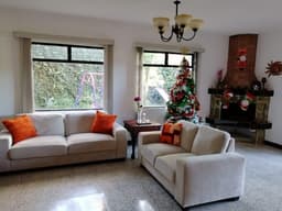 Casa en Venta Los Manantiales Carretera San José Pinula