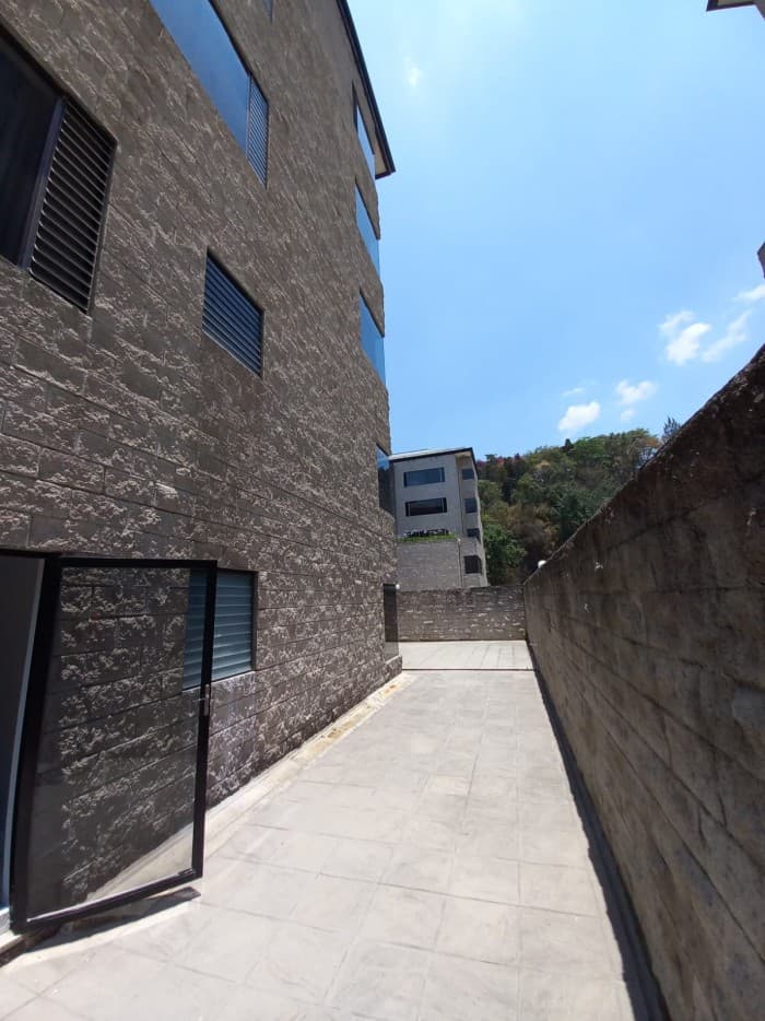 APARTAMENTO SUPER AMPLIO EN #VENTA ZONA 10 — foto 10