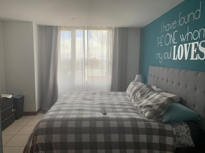Vendo hermoso apartamento en zona 10 — foto 2