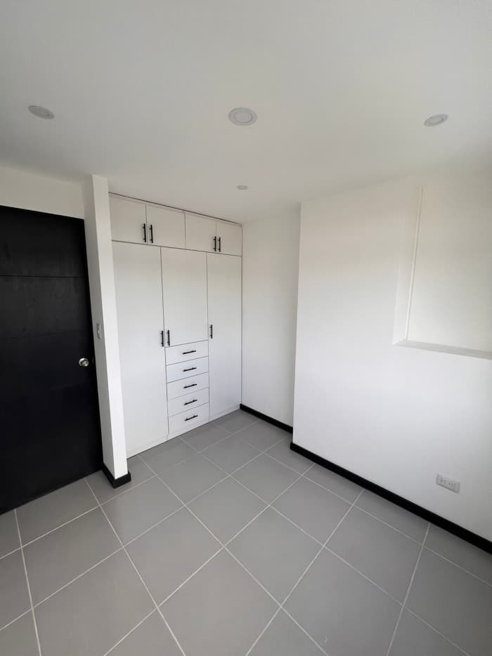 Apartamento para Inversión en Venta en Zona 14 La Villa — foto 4