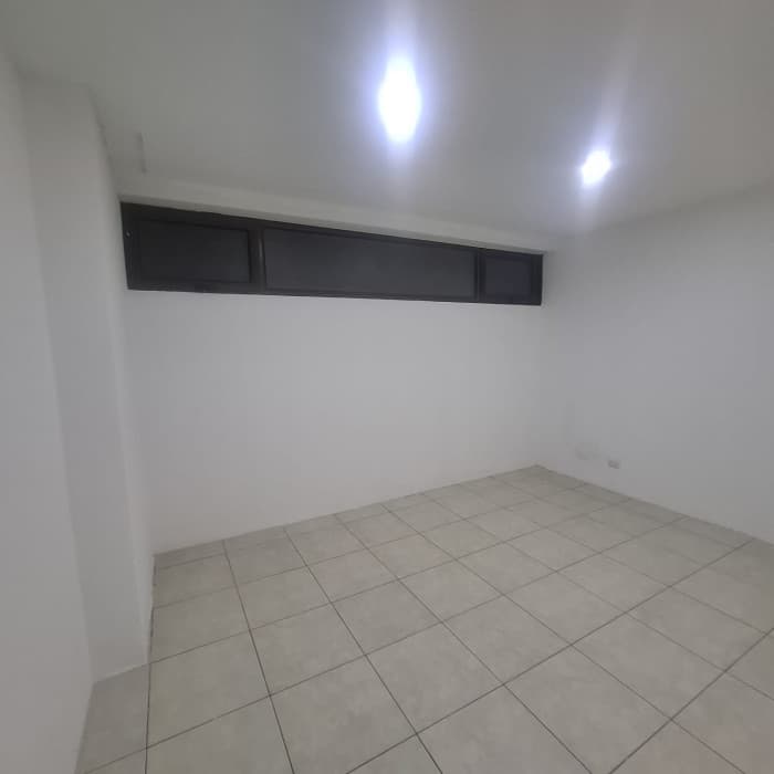 Oficina en Renta en Zona 10 Guatemala | Espacio Comercial — foto 2