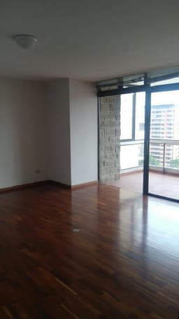 Plus Real Estate renta apartamento en zona 10