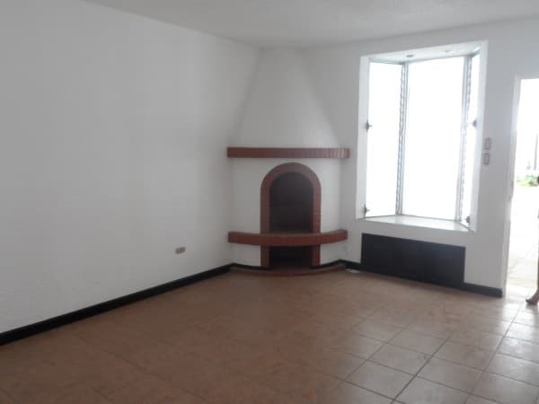 Venta de amplia casa en Villas de Choacorral — foto 2