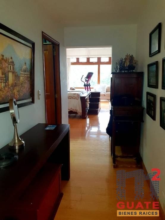 Casa de 775 m2 de construcción en Venta, Zona 10 — foto 1