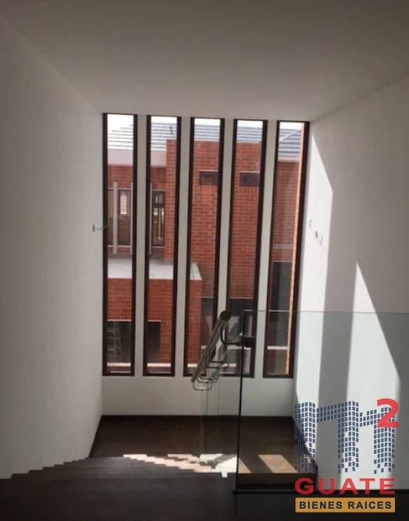 Casa de 375 m2 de construcción en Venta, Santa Catarina — foto 3