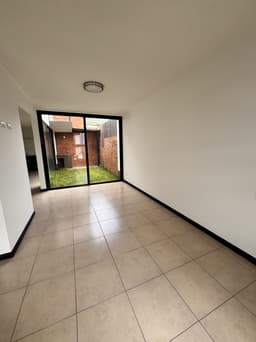 Casa en renta en residencial Senderos del comendador
