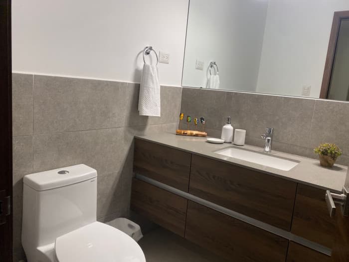 Plus Real Estate, renta apartamento en zona 10 — foto 8