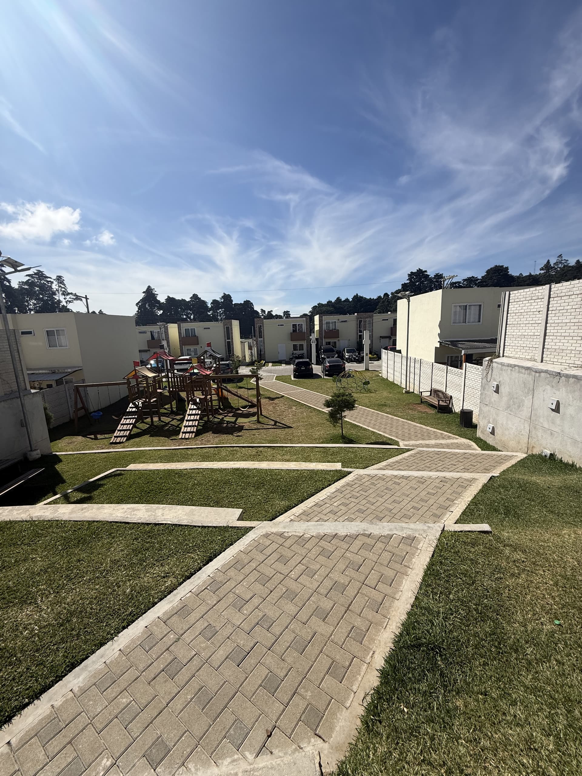 Casa semi amueblada en renta Bosques de Pinula — foto 2