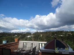 CityMax Vende Preciosa Casa en  Altos de Muxbal