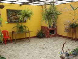 Se Vende Casa en Barcenas km 21.5 de 2 niveles
