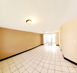 Vendo casa en condominio La Suiza 1 Mixco