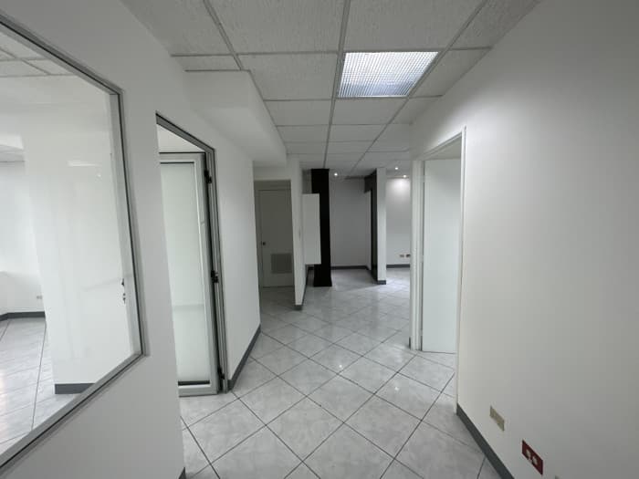 OFICINA EN RENTA Y VENTA EN EDIFICIO EUROPLAZA, ZONA 14 — foto 4