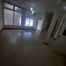 VENDO CASA CON GARITA DE SEGURIDAD EN SAN CRISTOBAL