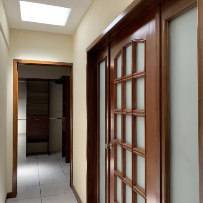 Casa en Venta Bosques de San Nicolas Zona 4 Mixco — foto 11