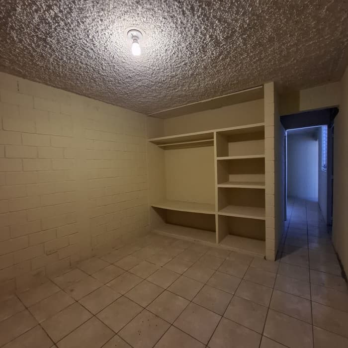 Casa Bodega residencial en zona 2 Mixco Guatemala — foto 14
