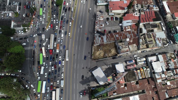 Terreno en alquiler sobre Calzada Roosevelt — foto 7