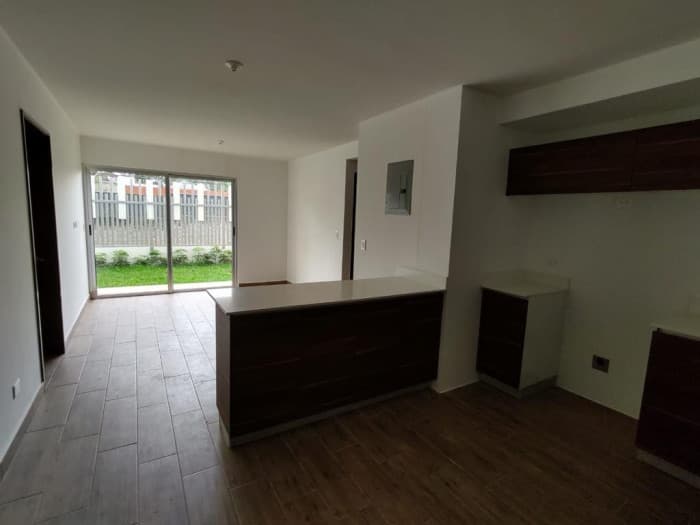 VENDO/RENTO APARTAMENTO EN EDIFICIO ALTURE KANAJUYU — foto 1
