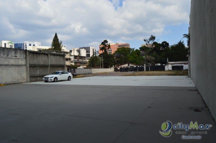 Terreno comercial en Avenida Reforma Zona 9, $1,850 vr2 — foto 3