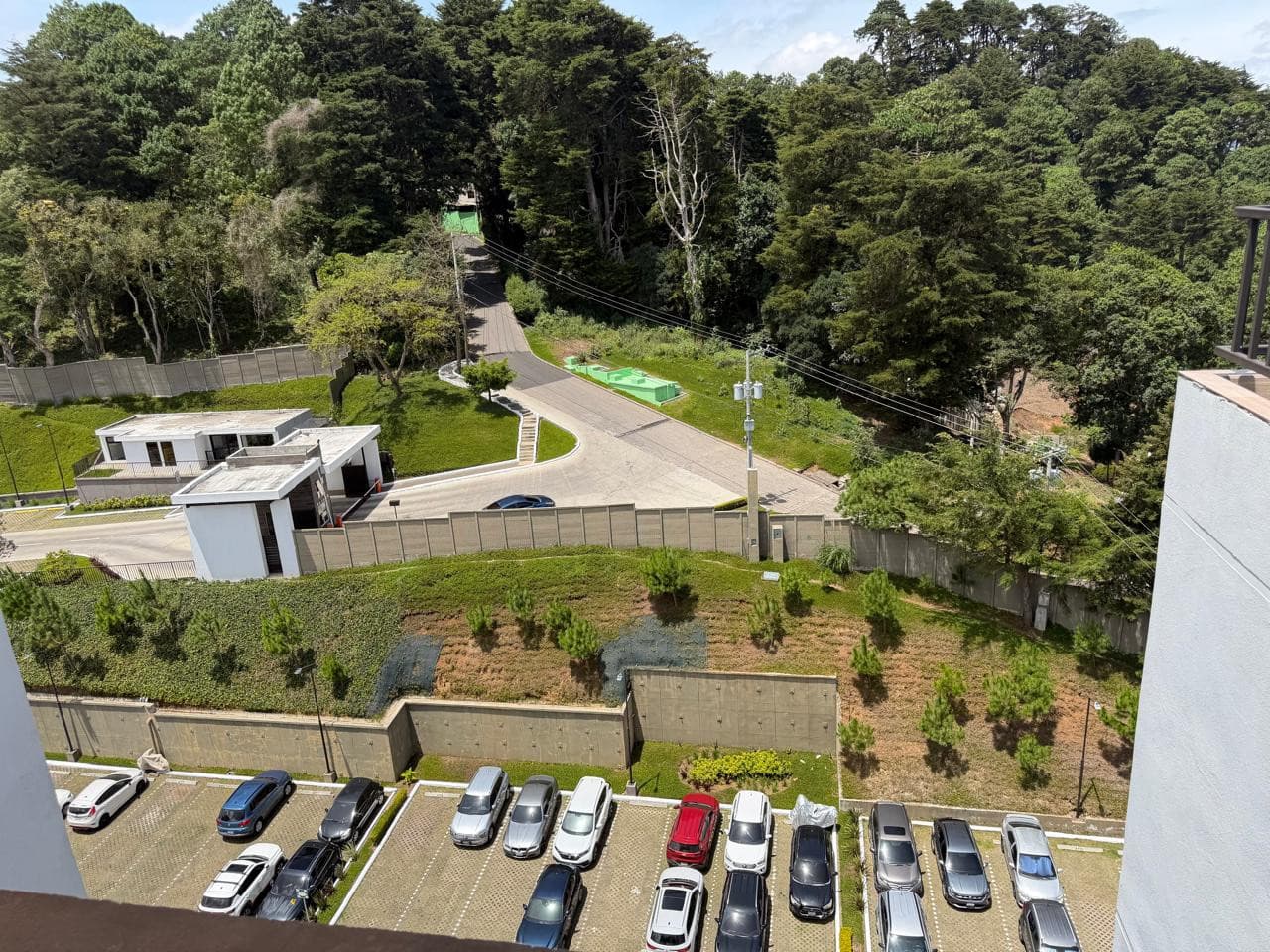 APARTAMENTO EN RENTA EN ZONA 16 — foto 4